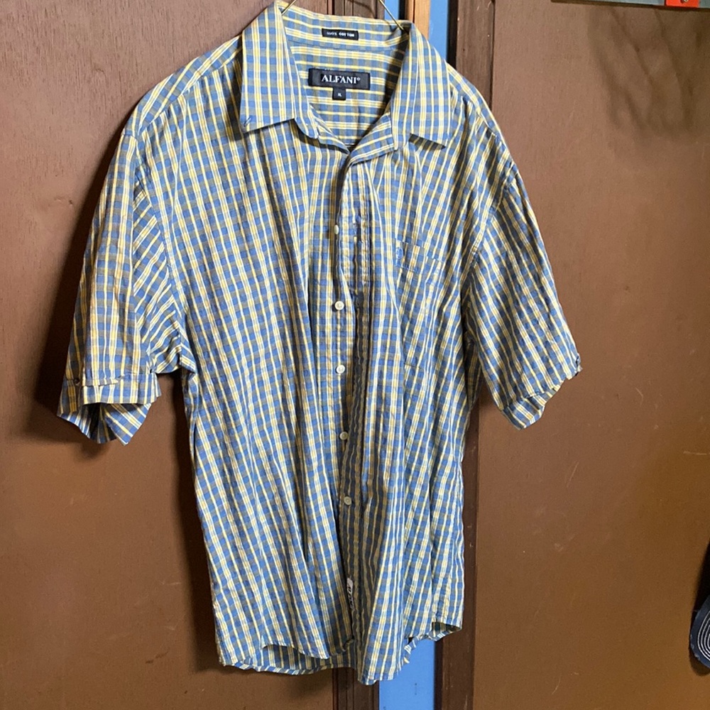 Alfani short sleeve button down collared shirt